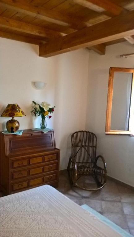 Casa Nel Borgo Di San Pantaleo Villa Bagian luar foto
