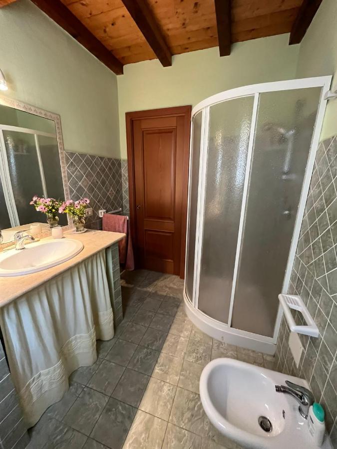 Casa Nel Borgo Di San Pantaleo Villa Bagian luar foto
