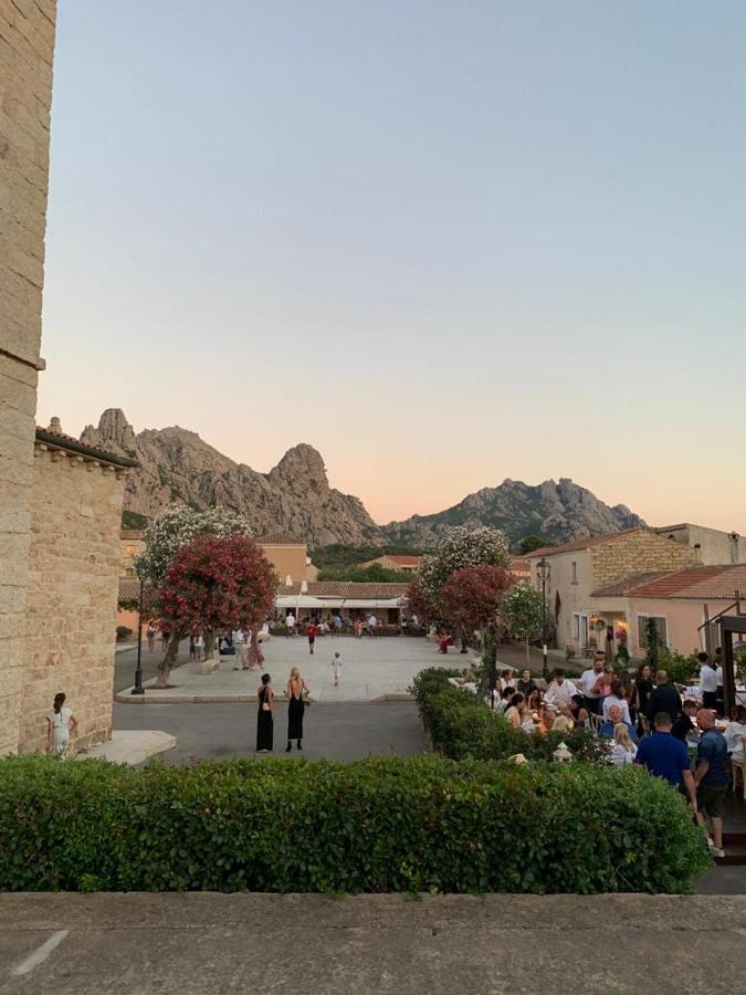 Casa Nel Borgo Di San Pantaleo Villa Bagian luar foto